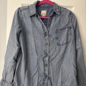 Industry denim color (Lyocell/Tencel) button down shirt - size medium